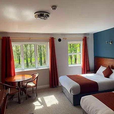 Fernhill Carrigaline Hotell