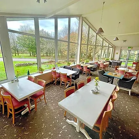 Hotell Fernhill Carrigaline 3*