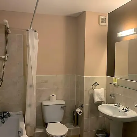 Fernhill Carrigaline Hotell